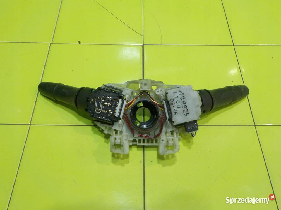 MITSUBISHI L200 IV 25 DID 06r 5D przelacznik Suków sprzedam