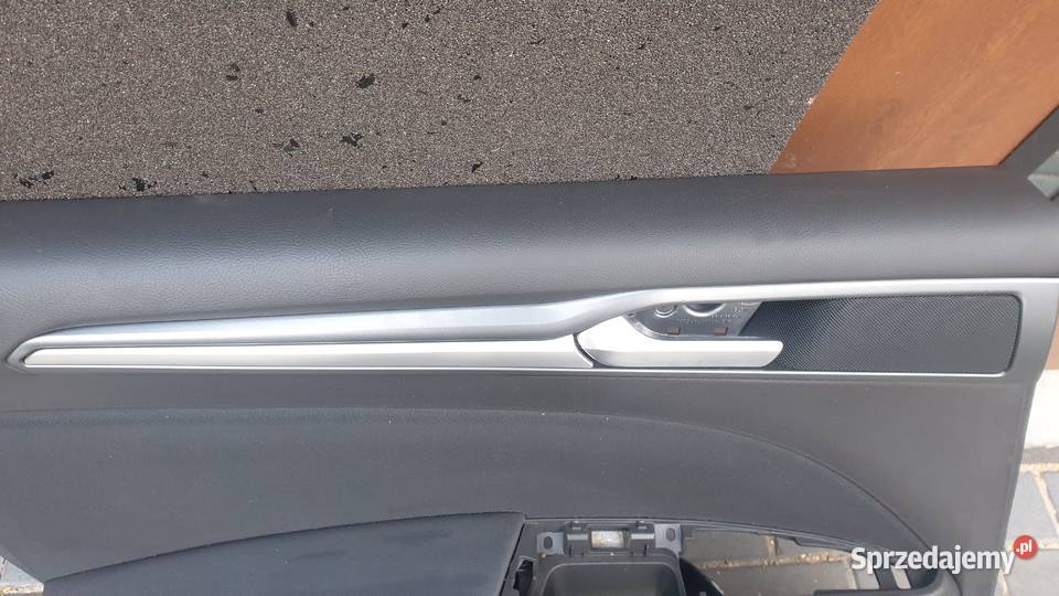 FORD MONDEO MK5 BOCZEK TAPICERKA DRZWI LEWY TYŁ osobowe Lublin sprzedam
