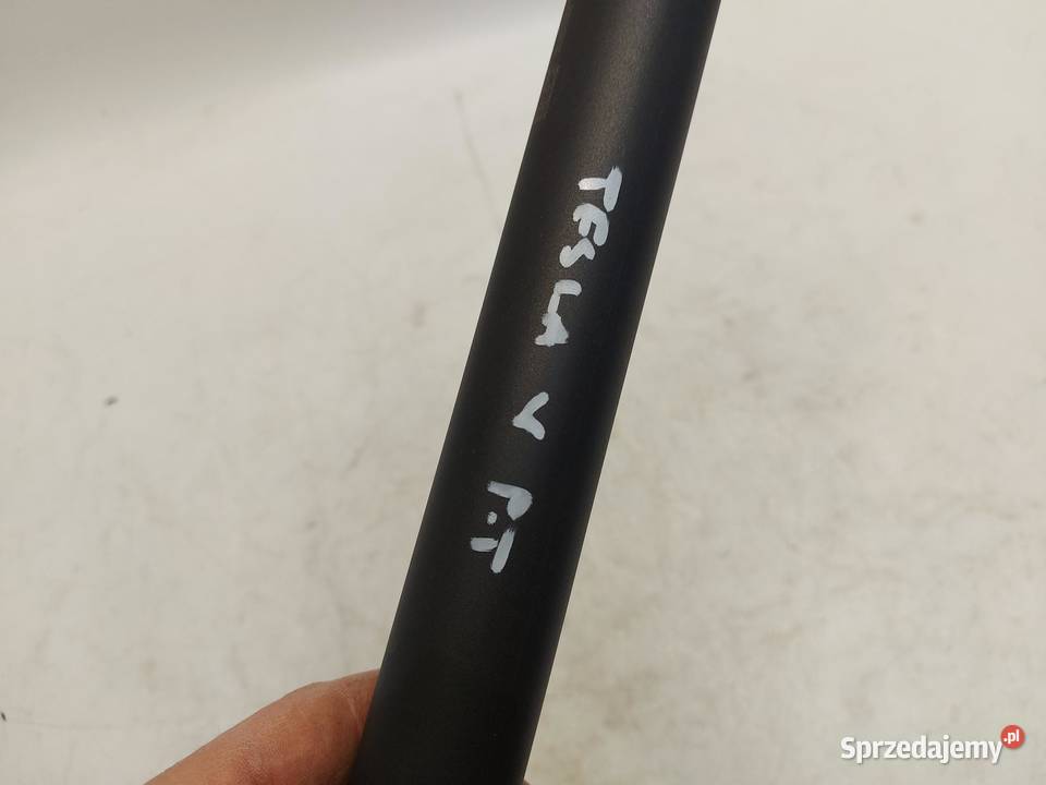 TESLA MODEL Y 2023r Siłownik klapy bagażnika