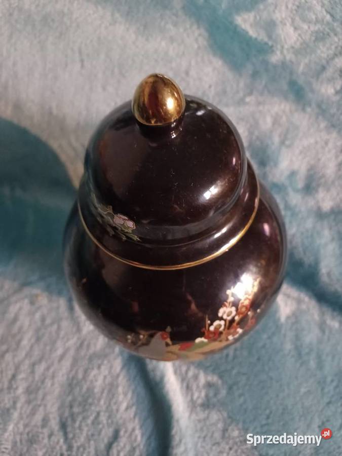 Porcelana Japonia amforka z pokrywą8 Łódź