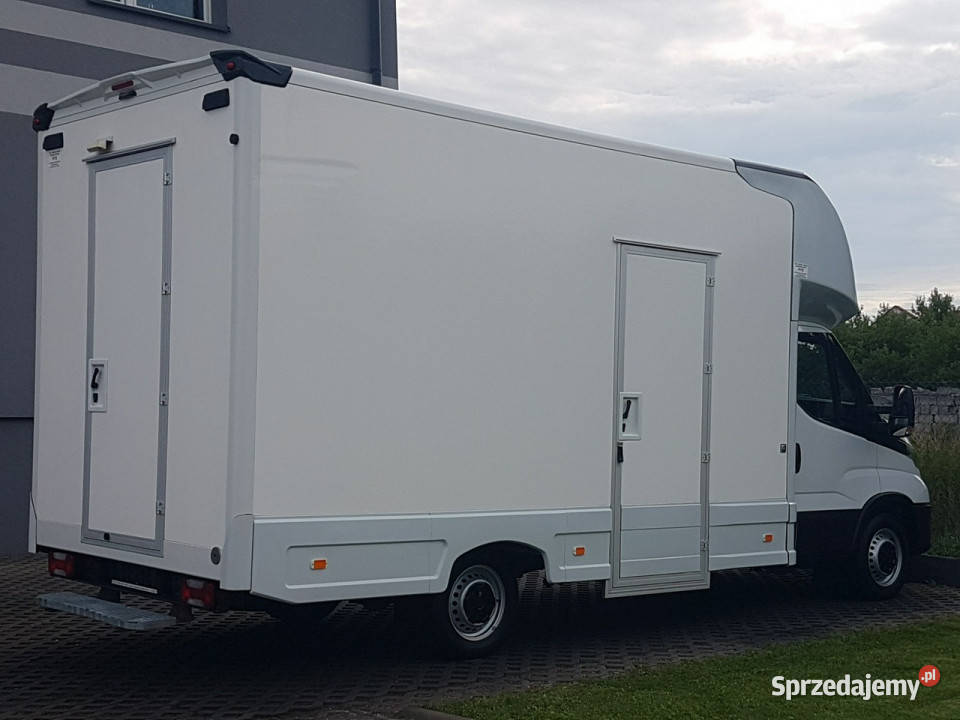 Iveco Daily KONTENER NISKOPODŁOGOWY 444x223x243 Poręba