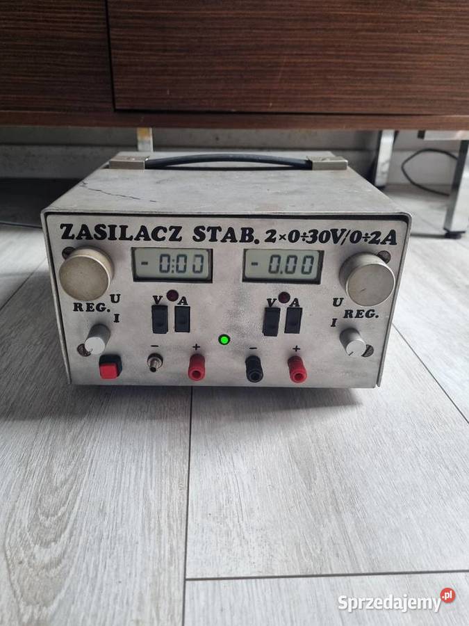 Zasilacz stabilizowany 2x030V 02A
