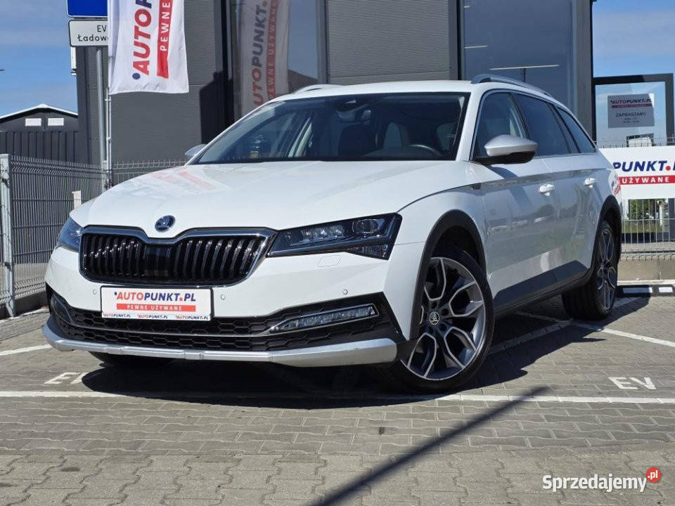 Skoda Superb 2022r FV23 bezwypadkowy 4x4 niski 200KM Poznań sprzedam
