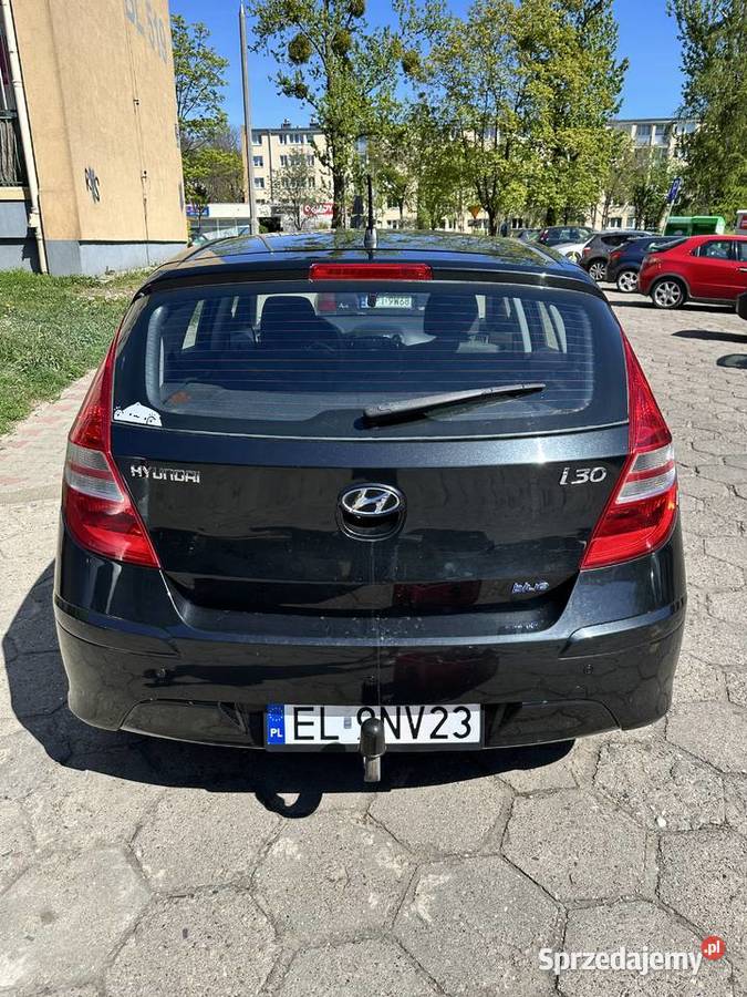 Hyundai i30 16 CRDi Polift Stan Serwis 5200 Rok produkcji 2010 Łódź