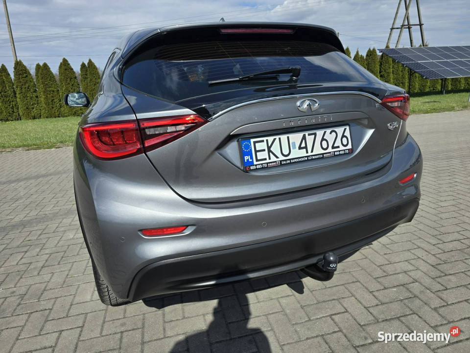 Infiniti Q30 15D Kutno