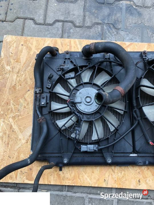 HONDA FRV FRV 22 ICTDI CHŁODNICA WODY Kozubszczyzna
