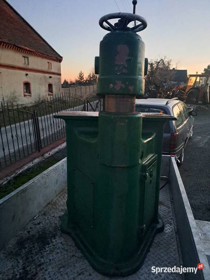 Prasa hydrauliczna Dzierżoniów
