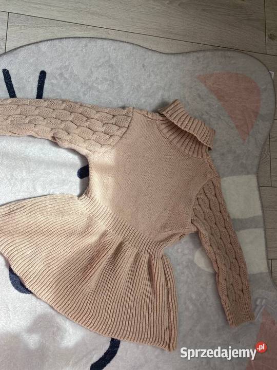 Sukienka sweterkowa dziewczęca 98104 miękka golf Rozmiar 98