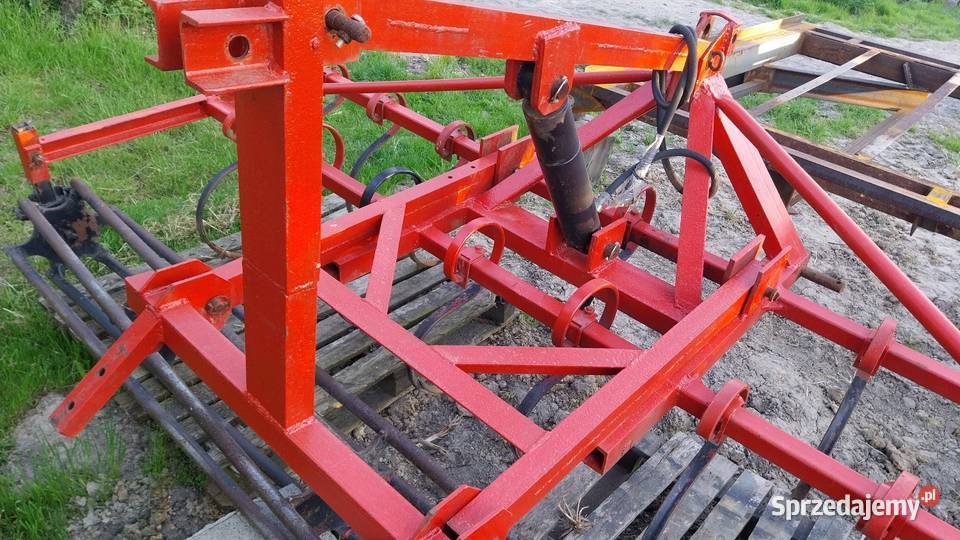 Agregat uprawowo siewny Książ Wielki