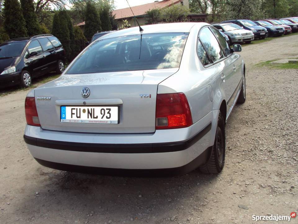 Volkswagen Passat srebrny Końskie