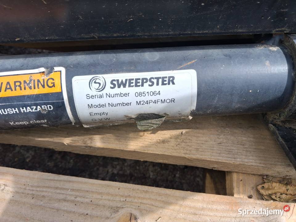 Zamiatarka mechaniczna Sweepster M24P4FMOR