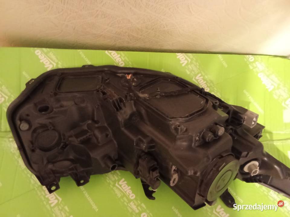 Toyota AurisII lift full led2018r reflektor lewy