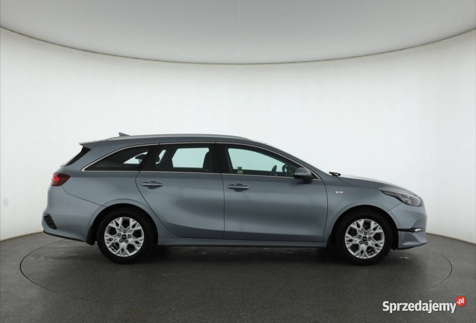 Kia Ceed 15 TGDI czujnik parkowania