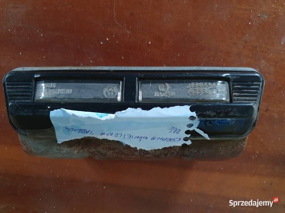 Oprawa oświetlenia tablic rejestracyjnych