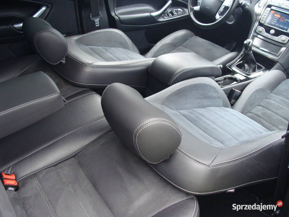 Ford Mondeo 20 145 benzyna Titanium X Convers czarny Radom