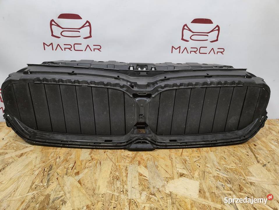 Żaluzja Wlot Powietrza BMW 5 G30 31 LCi 18715610 Atrapy sprzedam