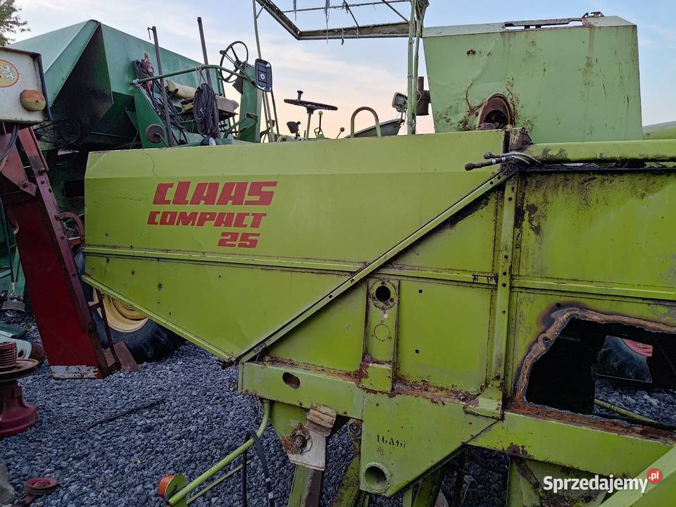 CLAAS Compact 25 części Bukowie