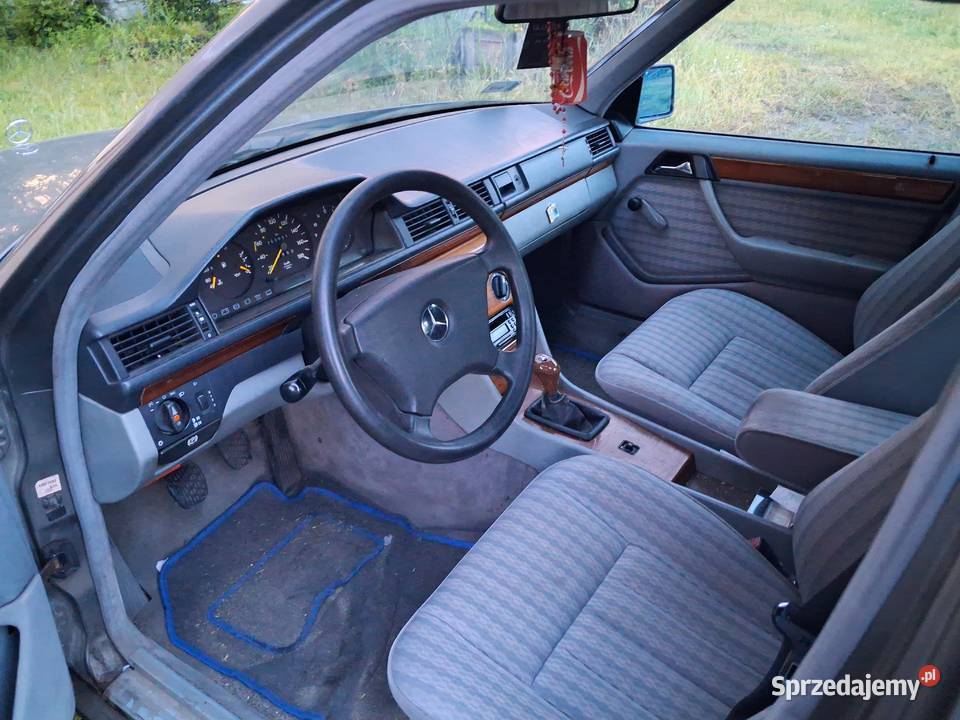 Mercedes W124