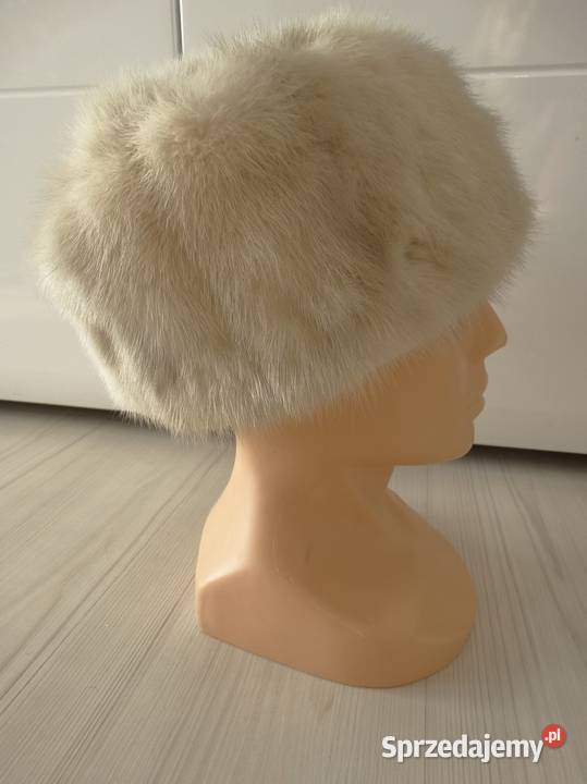 Czapka Futrzana z Norek Kremowa Toczek Futro Łomża