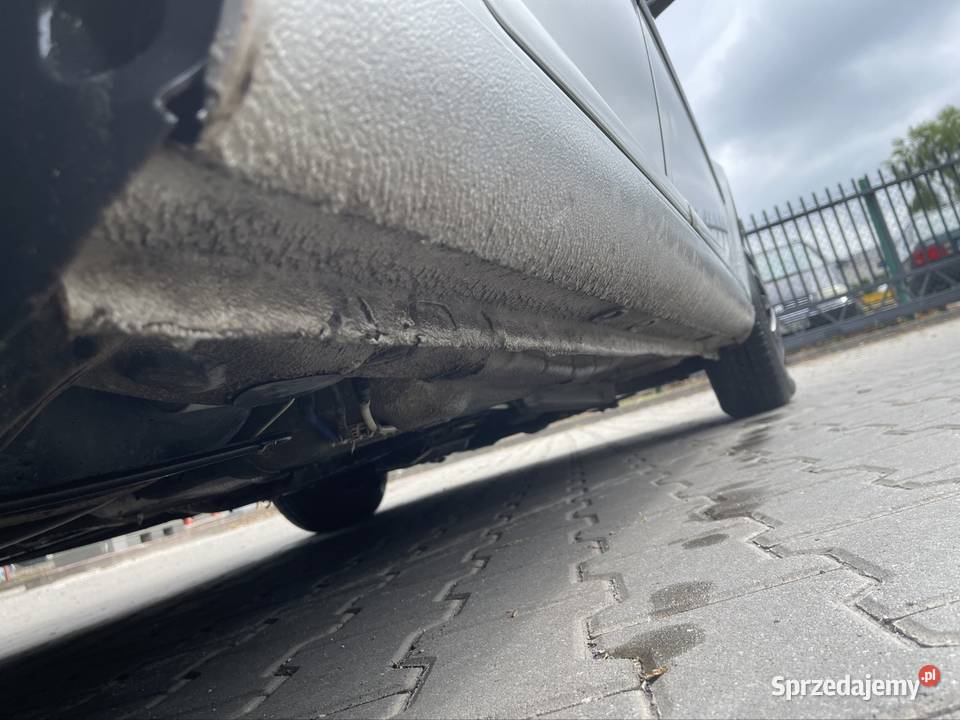 Volkswagen Golf 4 16 ładne sprawne auto benzyna