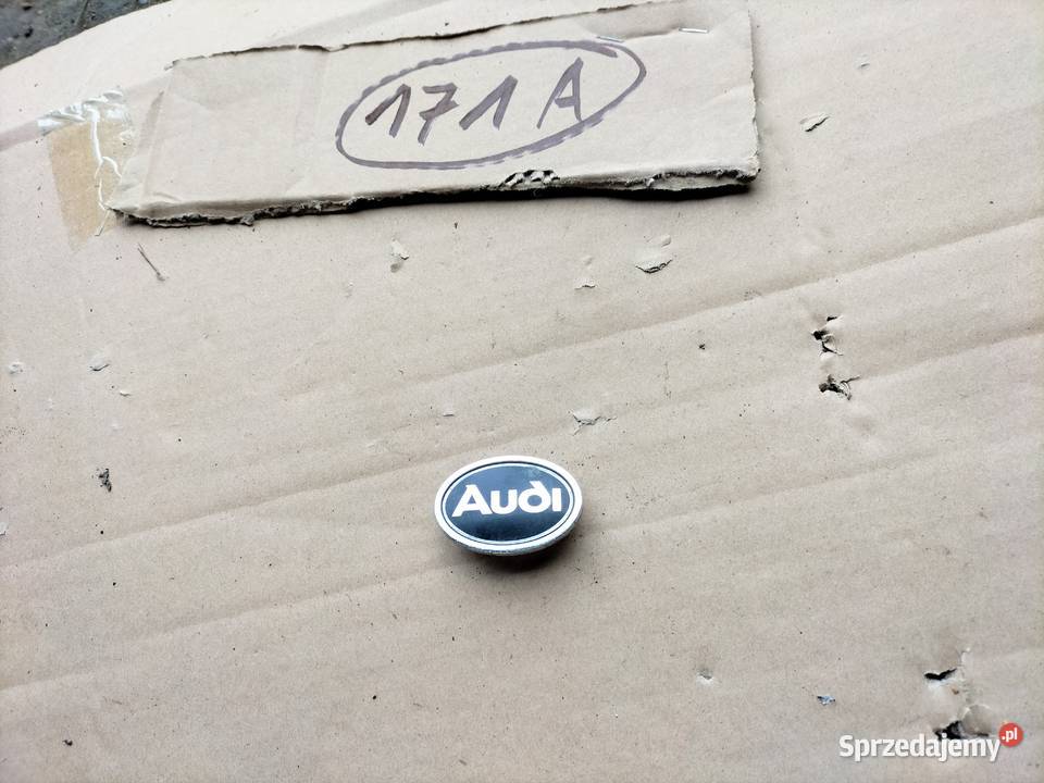 AUDI 80 B4 ZNACZEK EMBLEMAT NAPIS BŁOTNIKA osobowe Kamień-Kolonia sprzedam