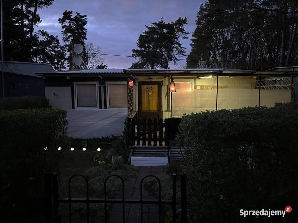 Sprzedam domek letniskowy z prywatnym zejściem sprzedam