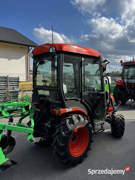 Ciągnik Kubota B1241 4x4 Kabina ogrzewana podlaskie Księżyno sprzedam