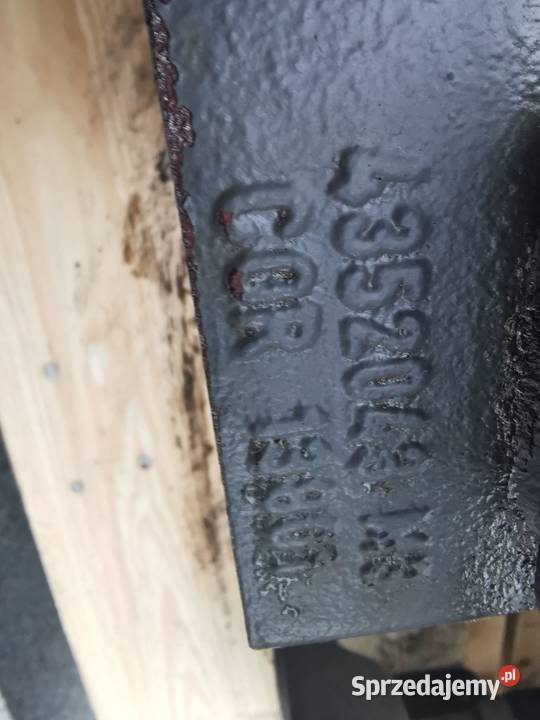 Wspornik ośi przedniej Massey Ferguson 5440 wielkopolskie Wilkowo sprzedam
