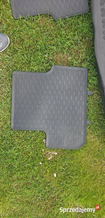 Dywaniki gumowe Mercedes b klasa a246