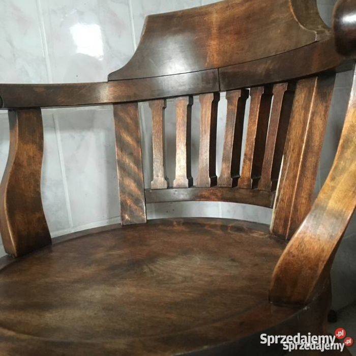 stare drewniane krzeslo obrotowe lubuskie