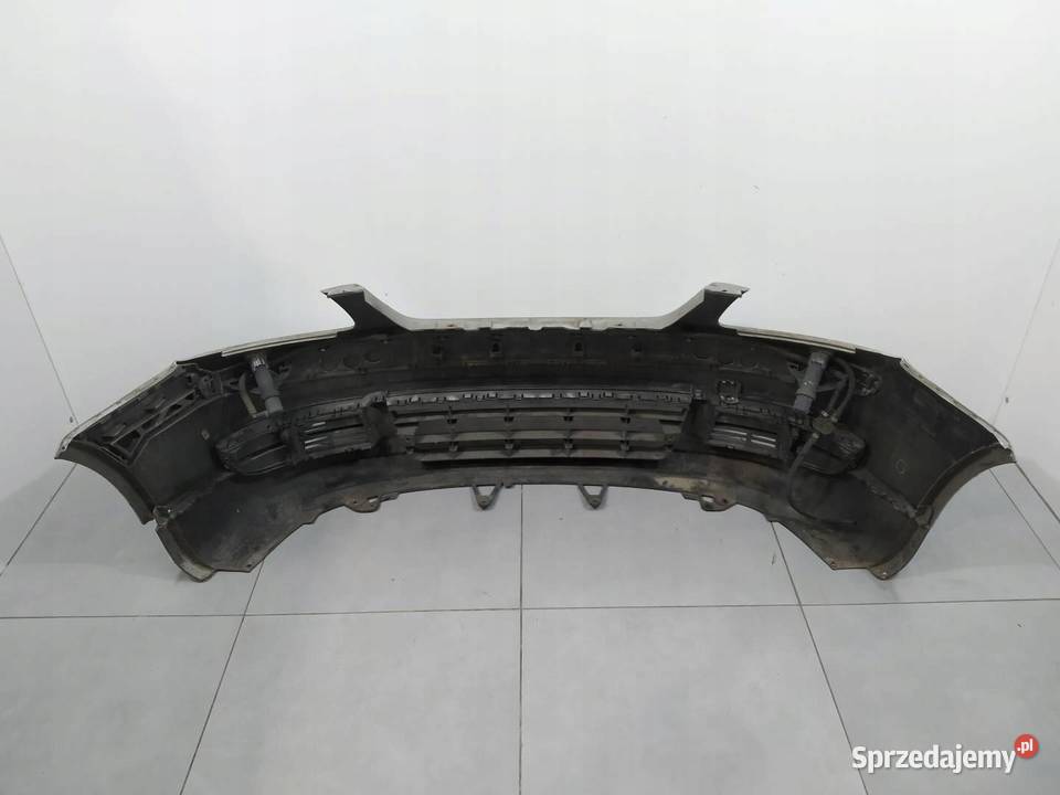 ZDERZAK PRZÓD SREBRNY VW Volkswagen Touran I Rok produkcji 2005 Części samochodowe