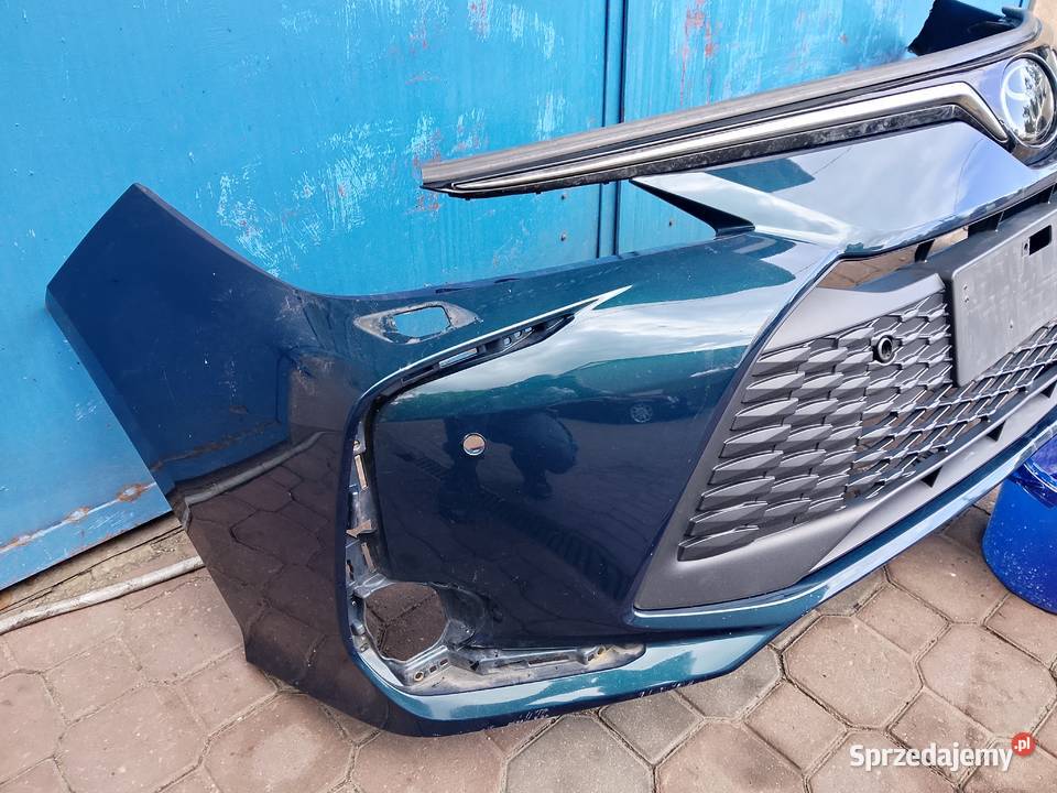 Zderzak przedni Toyota Corolla e21 sedan osobowe Warszawa