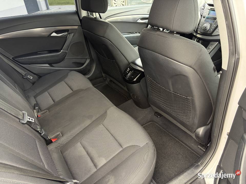 Hyundai i40 benzyna piękna wersja biała perła