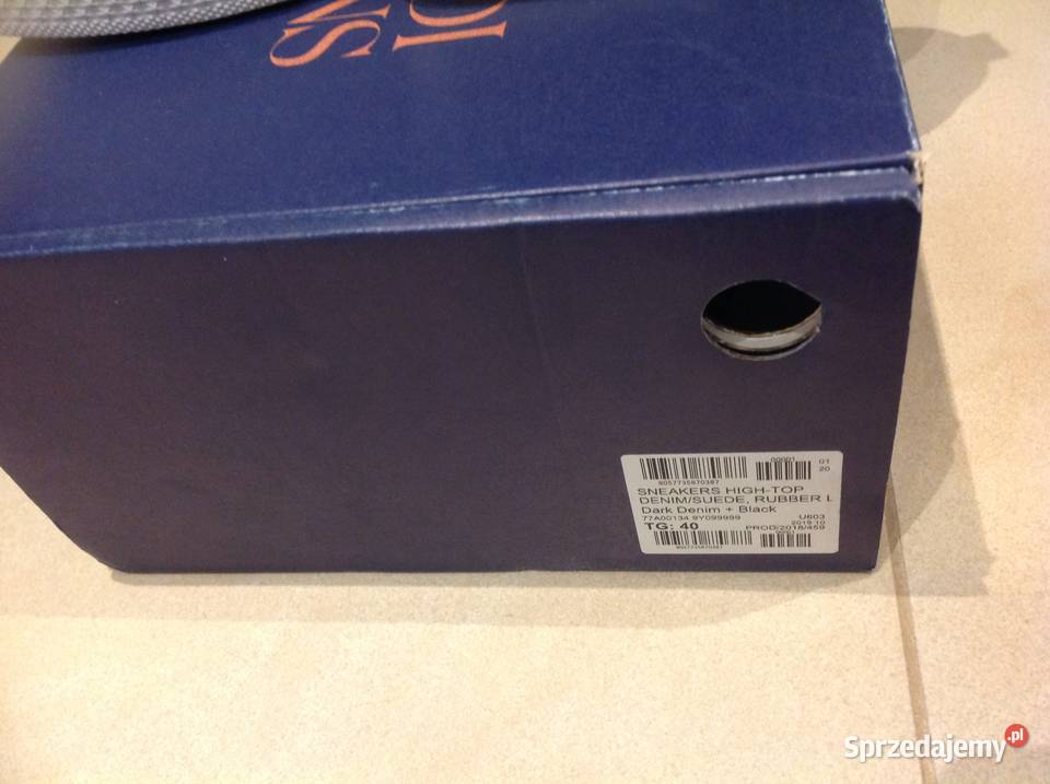 Sneakersy Buty Męskie TRUSSARDI 40 NOWE