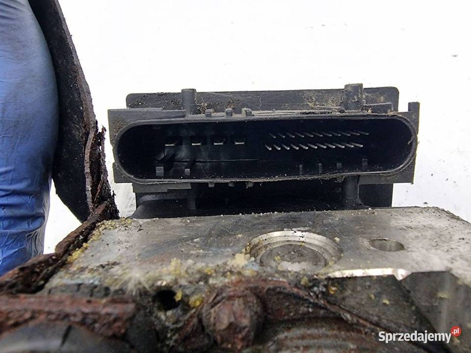 POMPA ABS HAMULCOWA TOYOTA AVENSIS T25 Pozostałe Lipno