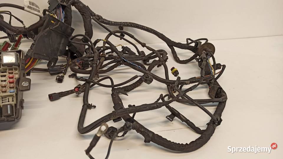 VOLVO V40 II WIĄzKA KOMORY SILNIKA 16 31334234