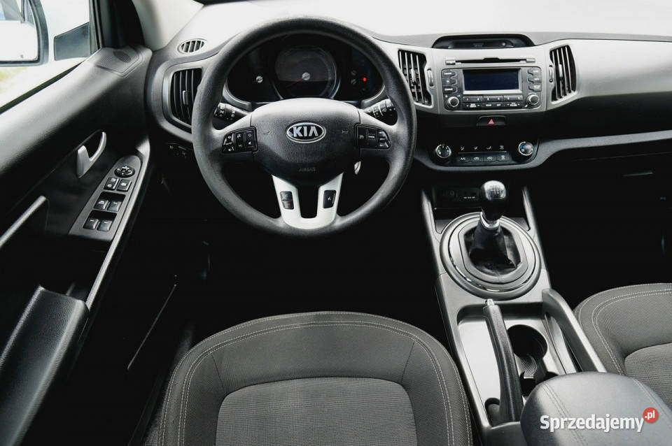 Kia Sportage salon Polska serwisie nowy rozrząd wielofunkcyjna kierownica Warszawa