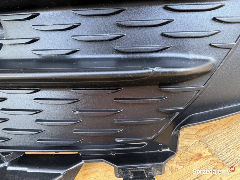 Kratka zderzaka przód prawa rh MercedesBenz GLC sprzedam