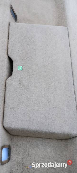 Mercedes W124 półka tylna kremowa pod zagłówki świętokrzyskie