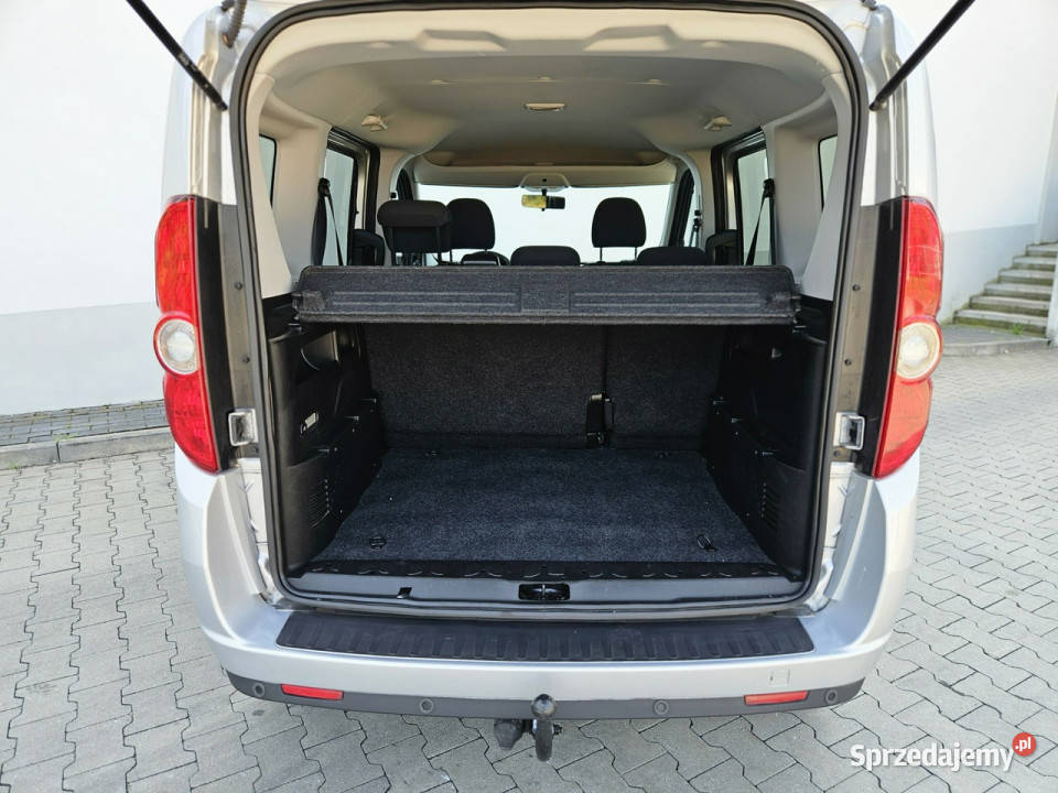Opel Combo 14 120 ładny D 2011 benzyna śląskie Rybnik