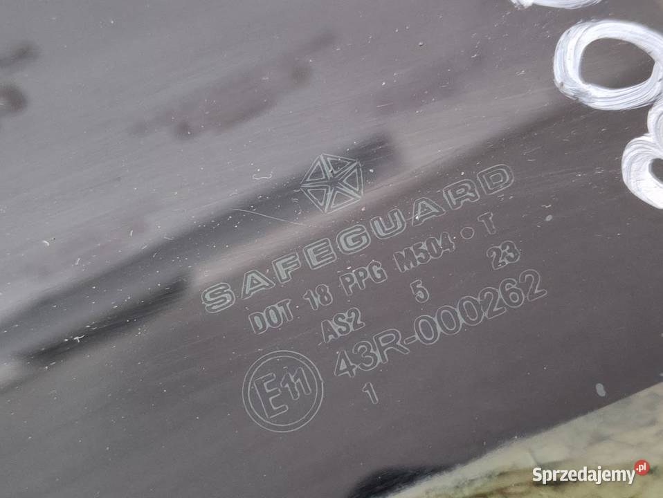 Szyba Drzwi Prawy Tył Chrysler 300C Kombi 2005 osobowe Pleszew