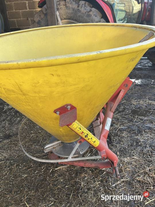 Rozsiewacz nawozów lejek