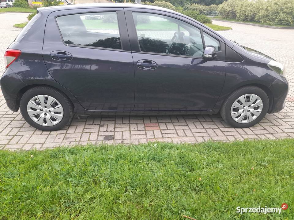 TOYOTA YARIS III z 2013R prywatny krajowy lakier metallic Gostynin