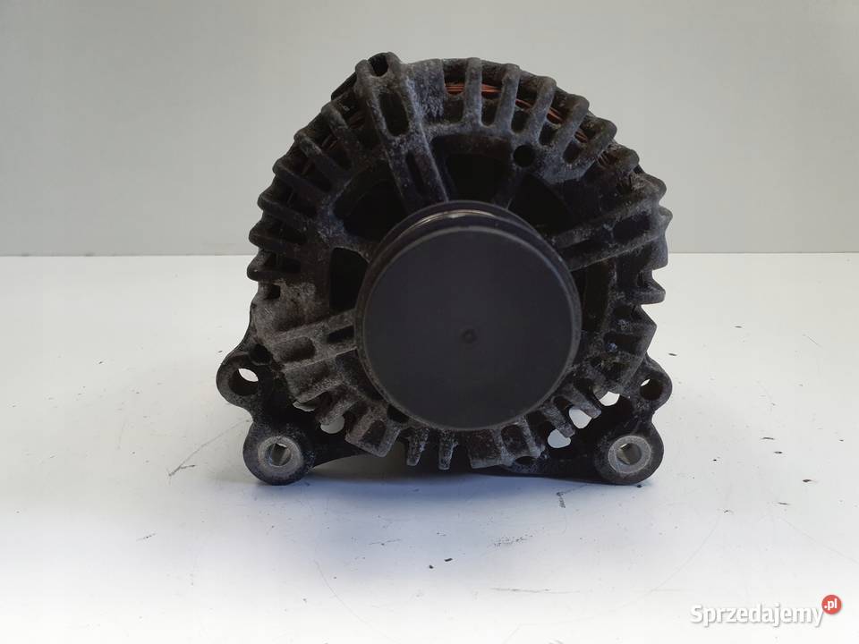 ALTERNATOR VW Touran I 20 TDI 06F903023C valeo Układ elektryczny silnika Chełm