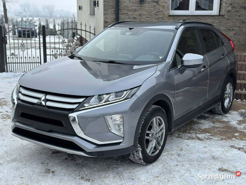 Mitsubishi Eclipse Cross Sadlno