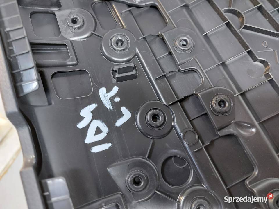 VW ID4 11A 2024r SUV 5D BOCZEK TAPICERKA DRZWI