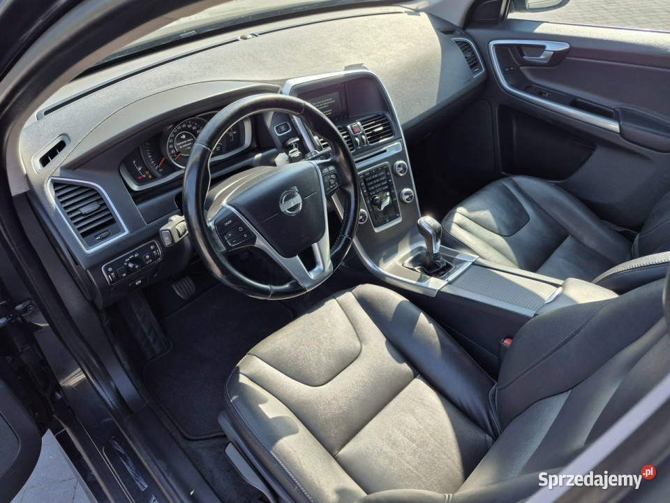 Volvo XC 60 lift skóra opłacony ładny egzemplarz nawigacja Drelów