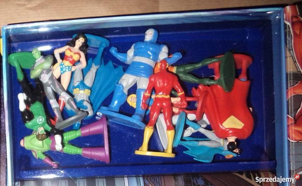 Komiksy i 12 figurek DC JUSTICE LEAGUE Batman Rzeszów