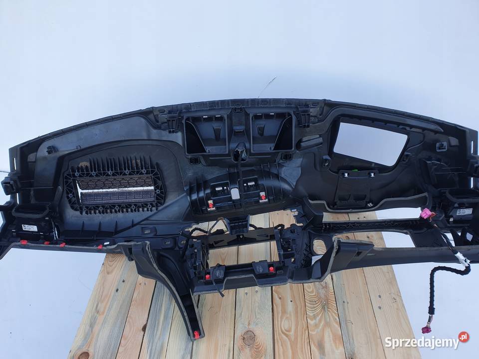 BMW F36 GC GRAN COUPE DESKA ROZDZIELCZA KONSOLA osobowe Rudka