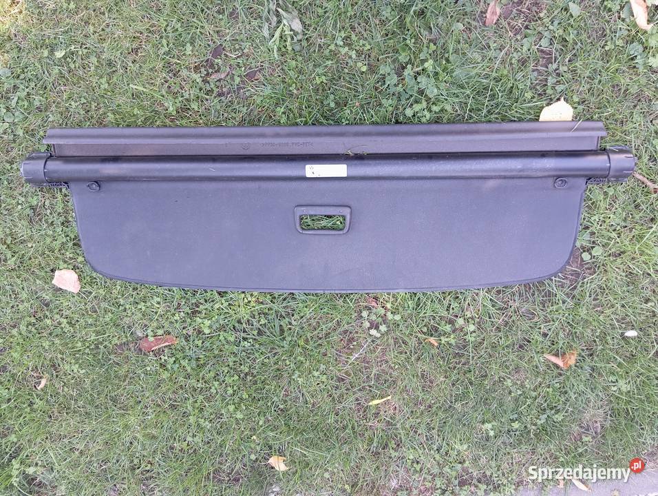 ROLETA BAGAŻNIKA VW GOLF V KOMBI 1K9867871B Części samochodowe Lubin